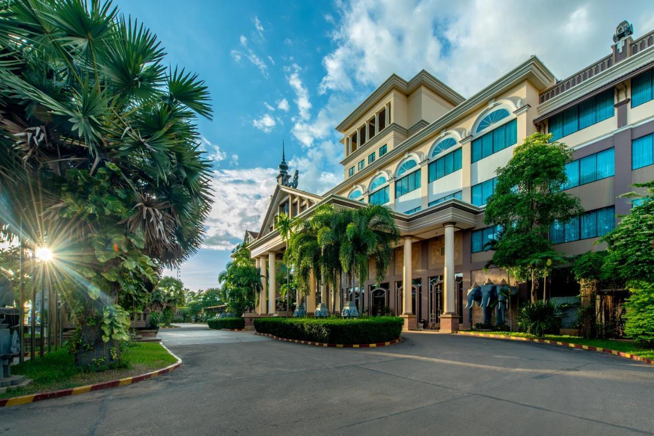 Pacific Hotel & Spa Siem Reap Esterno foto